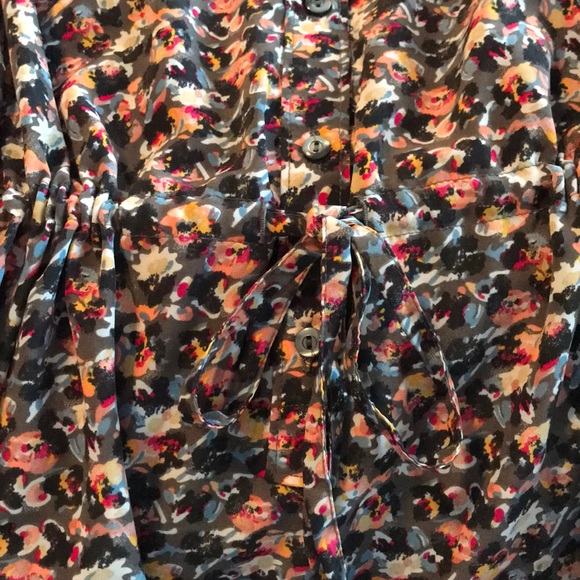 Adorable floral tunic - Picture 5 of 7